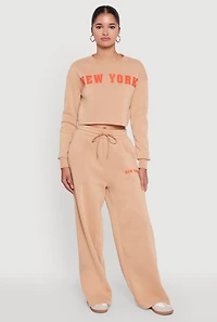 Womens New York Graphic Cropped Sweatshirt, Beige, Size M