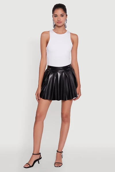 Womens Trendy Faux Leather High Waisted Pleated Mini Skirt, Black,