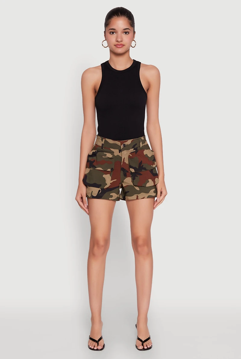 Womens Stylish Camo Cargo Shorts with Stretch for Comfortable Fit, Green, Size L