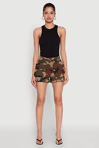 Womens Stylish Camo Cargo Shorts with Stretch for Comfortable Fit, Green, Size L