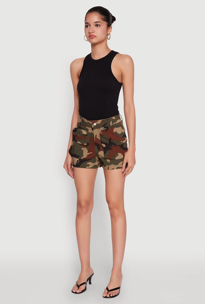 Womens Stylish Camo Cargo Shorts with Stretch for Comfortable Fit, Green, Size L