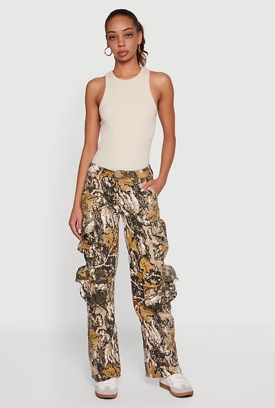 Womens Trendy Hunter Camo Straight Leg Cargo Pants, Green,