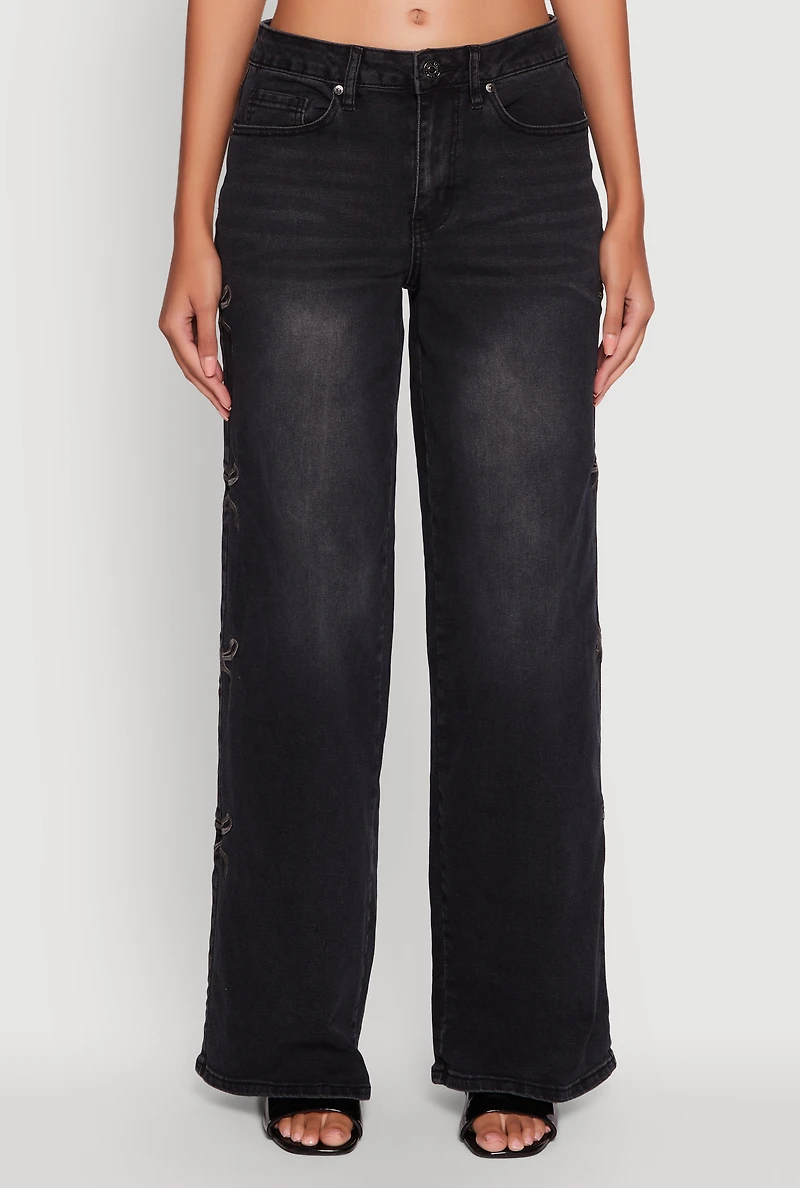 Womens Madden Girl Mineral Wash Embroidered Bow Side Jeans,