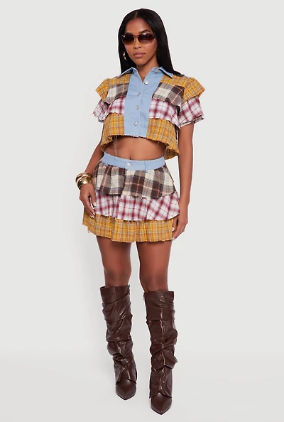 Womens Denim Detail Raw Hem Plaid Mini Skirt, Multi, Size S