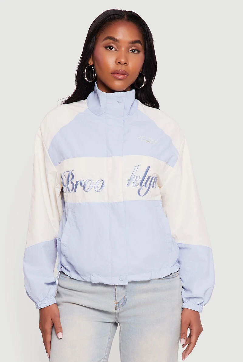 Womens Color Blocked The Big Apple Graphic Windbreaker Jacket, Blue,