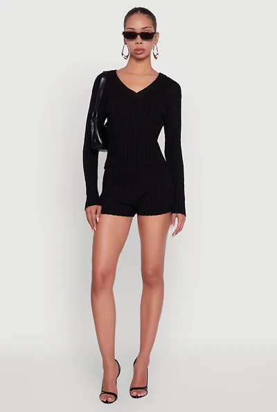 Womens Mid Rise Cable Knit Shorts, Black, Size M
