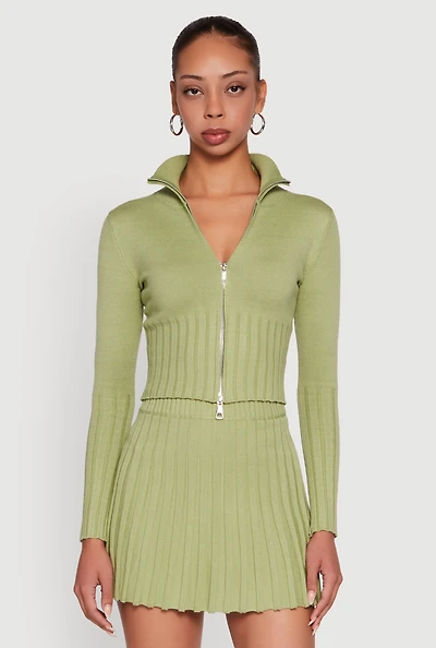 Womens Classic Fit Zip Front Mock Neck Cropped Sweater,