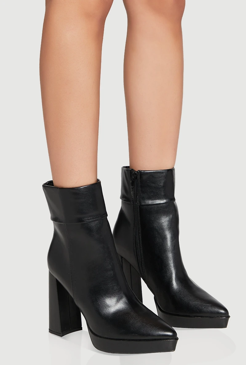 Womens Fixed Cuff Detail Pointed Toe Block Heel Booties,