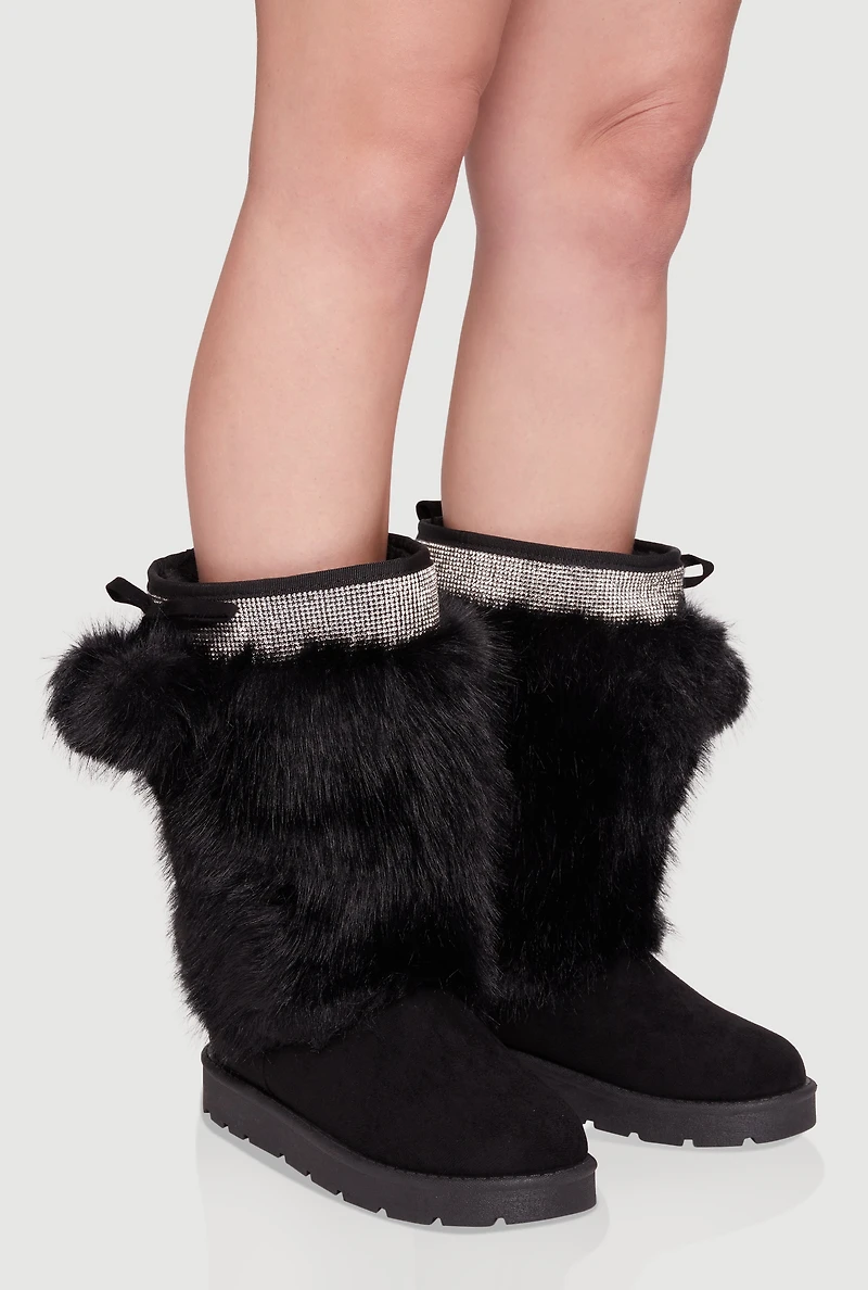 Womens Trendy Faux Fur Lined Faux Suede Pom Pom Detail Booties, Black, Size 5.5