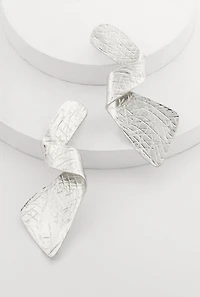 Stylish Metallic Textured Swirl Drop Earrings