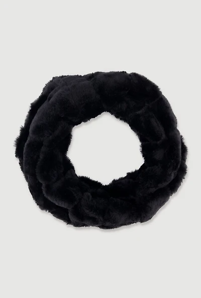 Ribbed Knit Faux Fur Neck Warmer