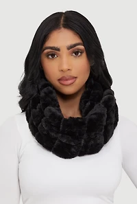 Ribbed Knit Faux Fur Neck Warmer