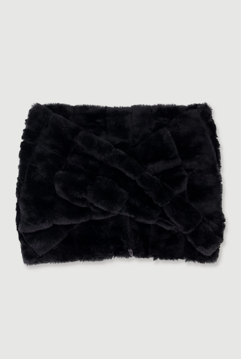 Ribbed Knit Faux Fur Neck Warmer