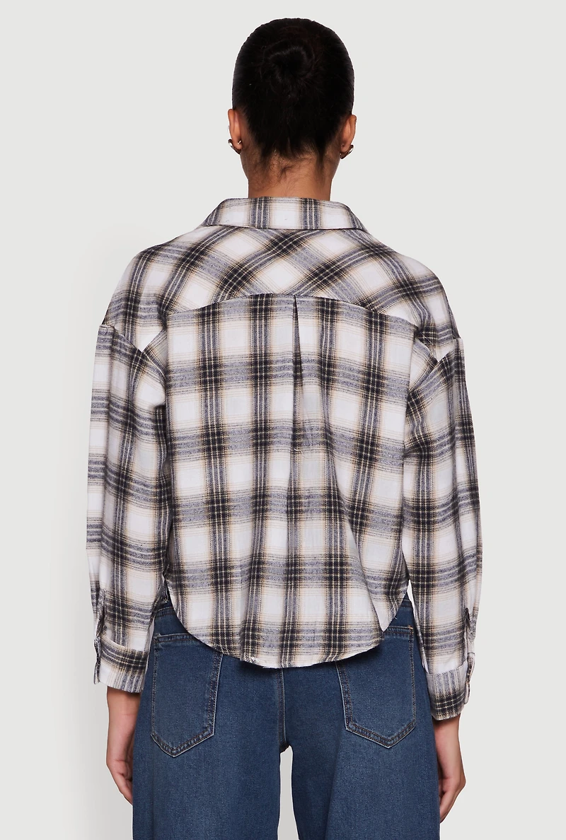 Womens Plaid Flannel Patch Detail Cropped Button Front Shirt, Multi, Size M