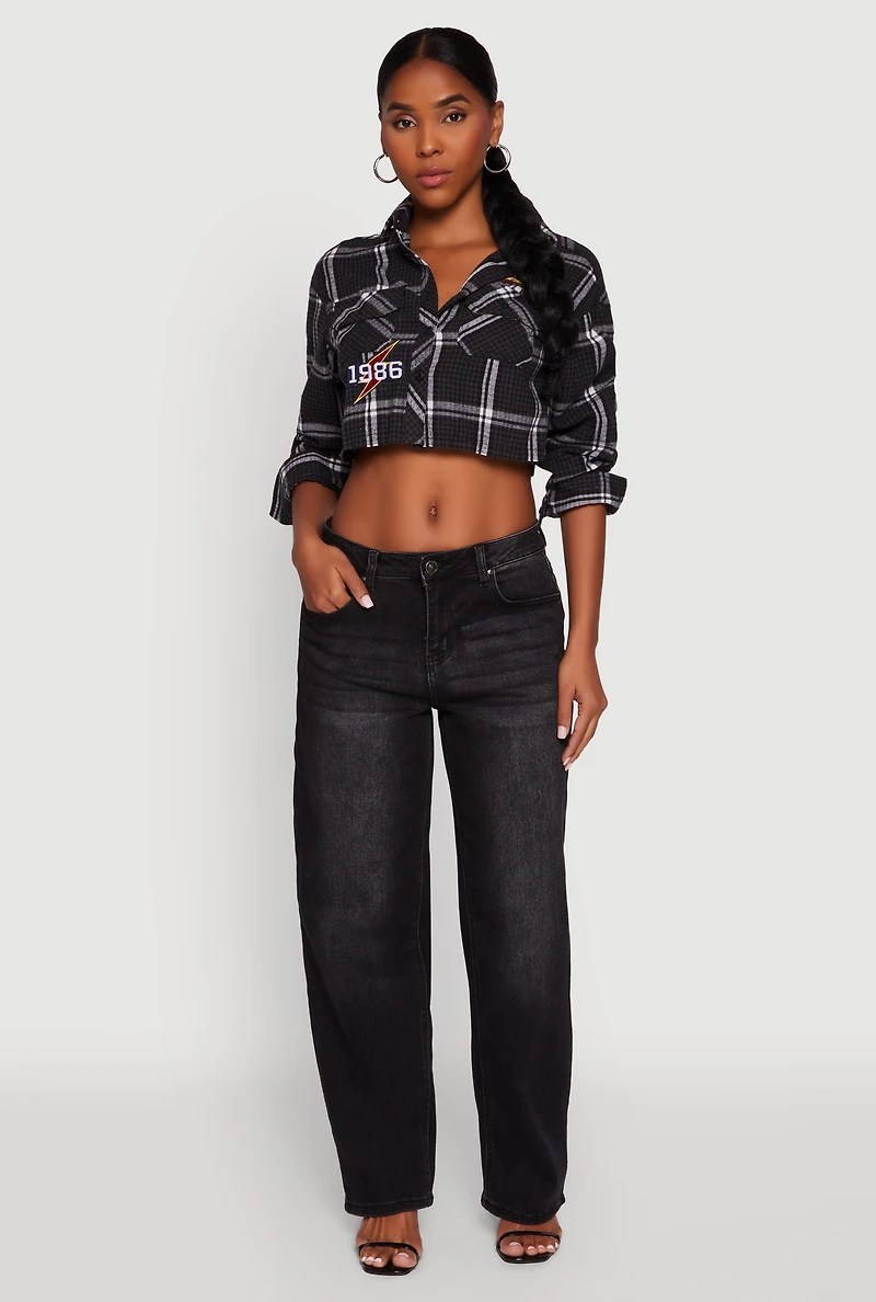 Womens 1986 Lightning Patch Plaid Cropped Button Front Shirt, Black, Size M