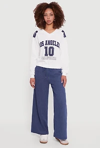 Womens Almost Famous Elastic Hem Cropped Graphic Sweatshirt, White, Size XL