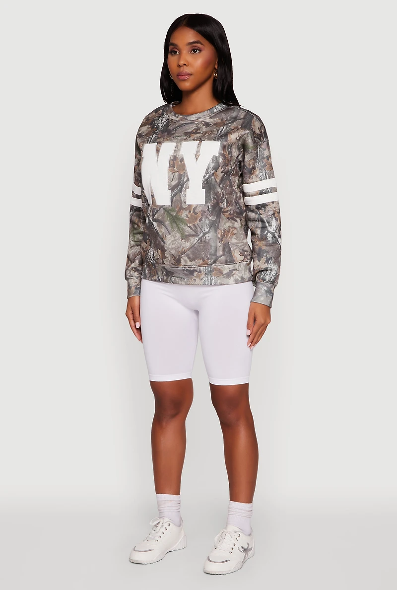 Womens Hunter Camo NY Graphic Varsity Stripe Sweatshirt, Multi, Size M