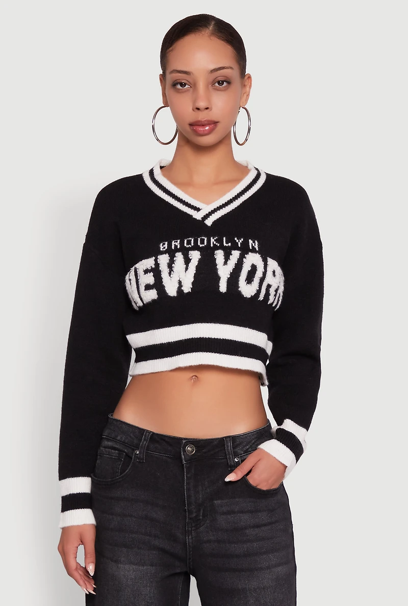 Womens Daisy Chenille New York Graphic Cropped Sweater, Black, Size S