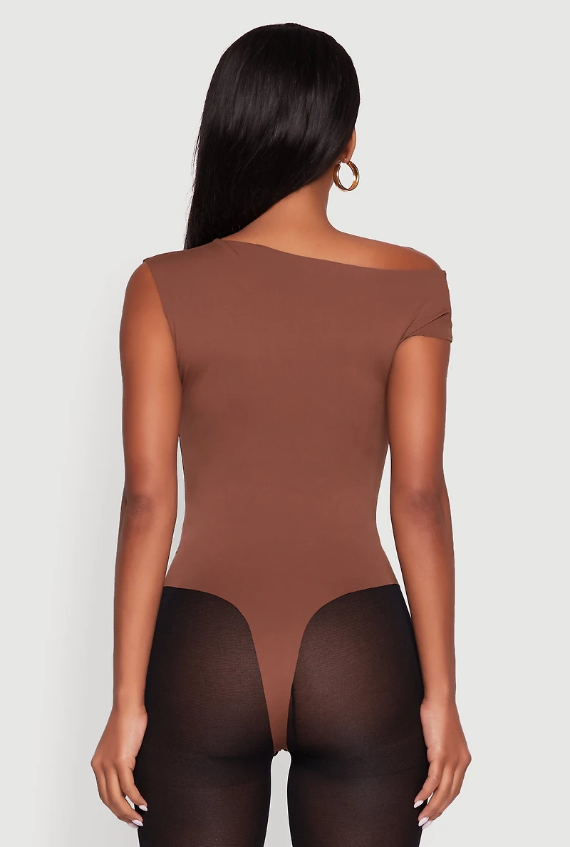 Womens Trendy Asymmetrical Shoulder Ruched Bodysuit,