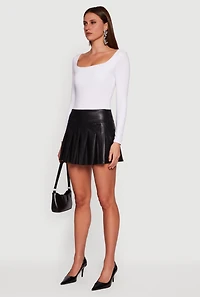 Womens Faux Leather Pleated Mini Skirt, Black, Size M