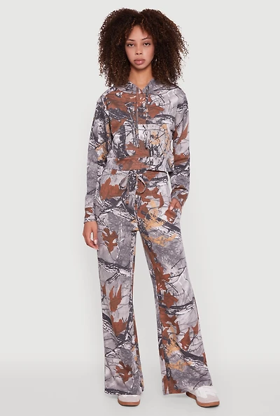 Womens Hunter Camo Flare Leg Sweatpants, Multi, Size L