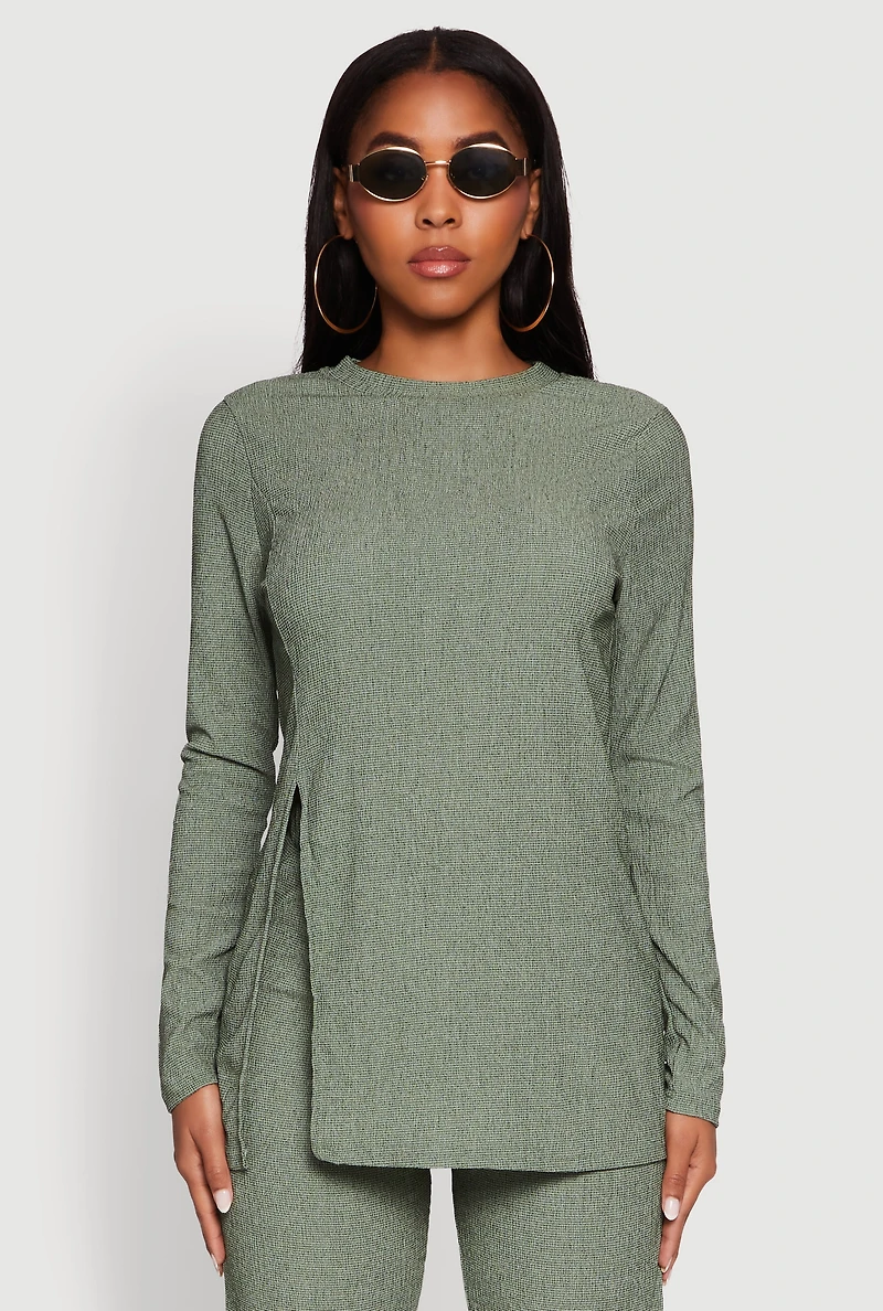 Womens Seersucker Crew Neck Side Slit Long Sleeve Top,
