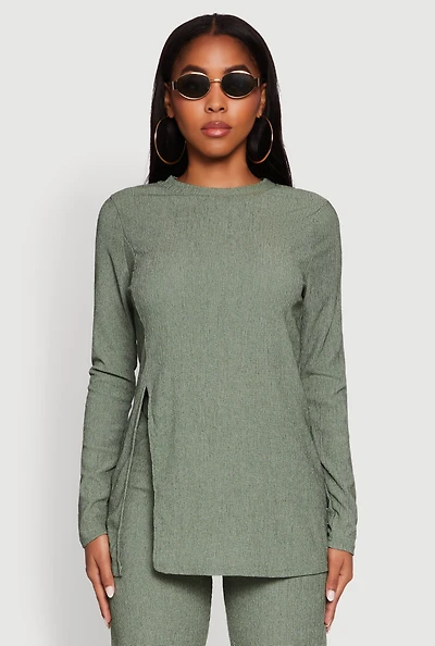 Womens Seersucker Crew Neck Side Slit Long Sleeve Top,