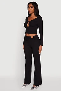 Womens O Ring Cut Out Textured Knit Cropped Blouse, L