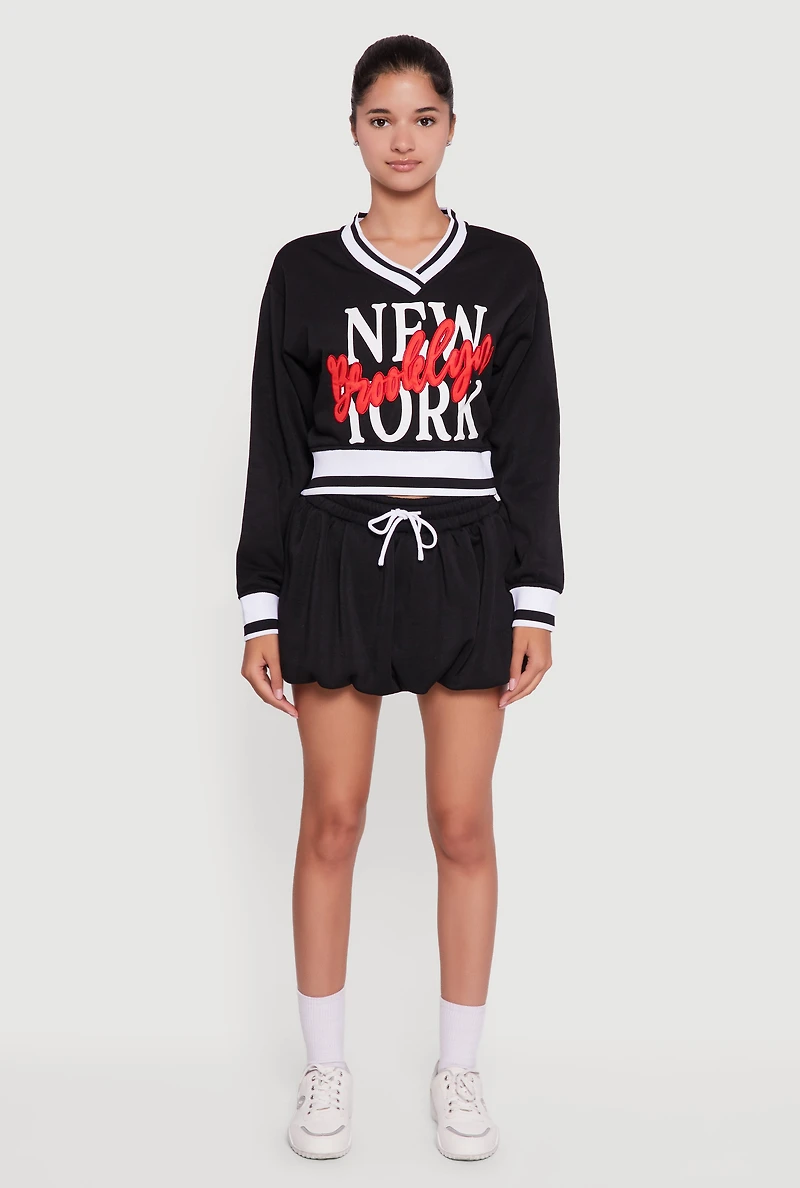 Womens Graphic Print Contrast Trim Crop Sweatshirt, Black, Size L