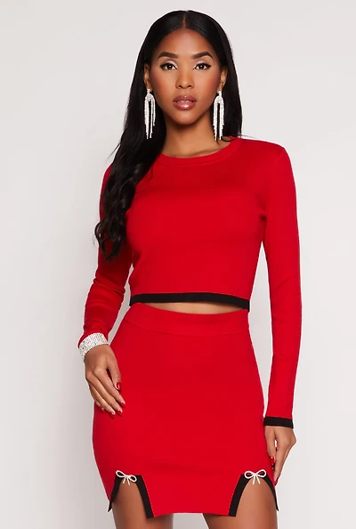 Womens Almost Famous Contrast Trim Cropped Sweater, Red, Size M