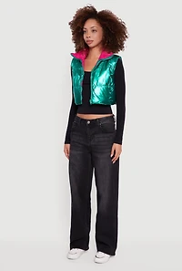 Womens Foiled Metallic Cropped Puffer Vest, Green, Size M