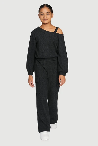 Girls Ribbed Knit Cold Shoulder Sweatshirt and Wide Leg Cargo Pants, Black, Size 10-12