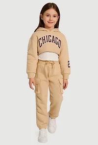 Little Girls Chicago Graphic Sweatshirt and Sweatpants with Tank Top, Beige, Size 5-6