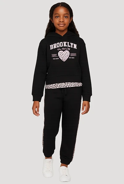 Girls Brooklyn 1992 Graphic Sweatshirt and Sweatpants, Black, Size 10-12