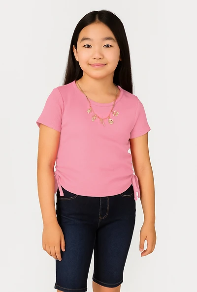 Girls Ribbed Knit Side Ruched T-Shirt with Charm Necklace,