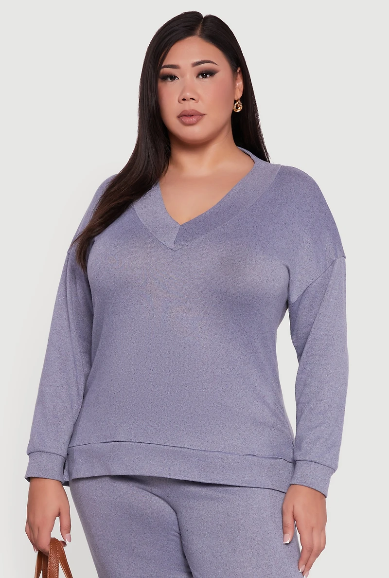 Plus Relaxed Fit V-Neck Long Sleeve Pullover Top