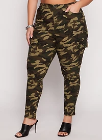 Womens Plus Size Skinny Leg Camo Cargo Pants, Green, Size 2X