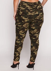 Womens Plus Size Skinny Leg Camo Cargo Pants, Green, Size 2X