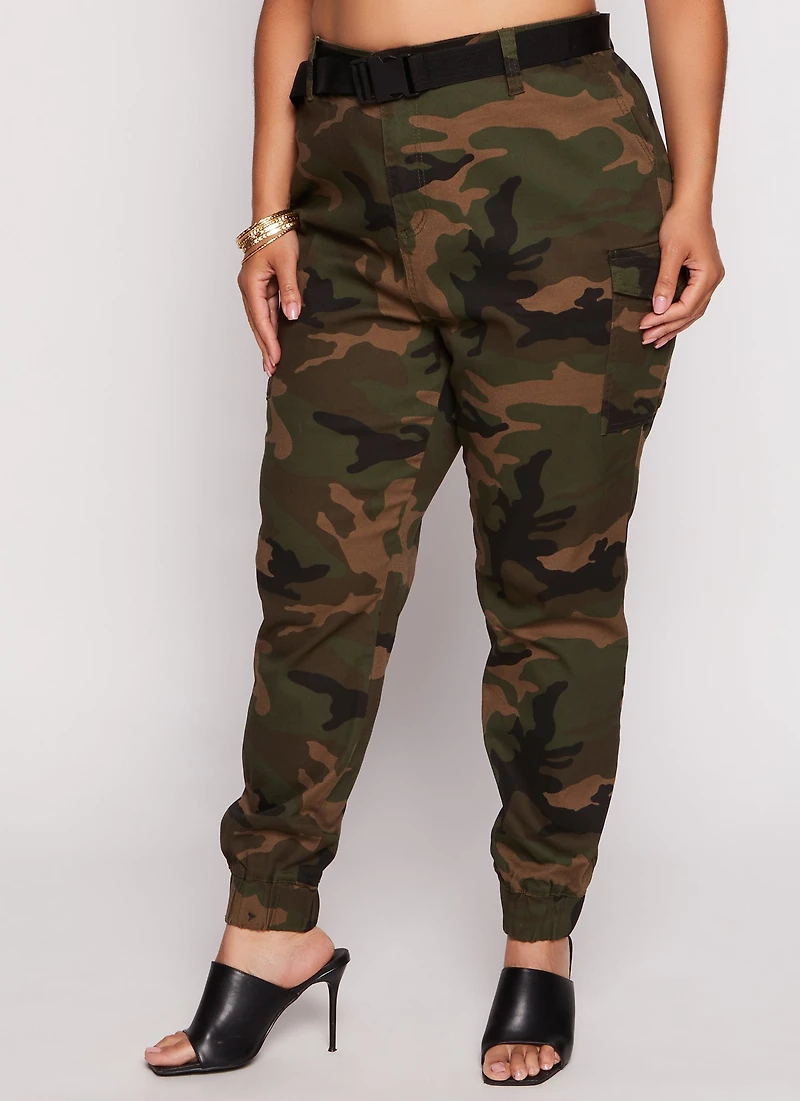 Womens Plus Size Almost Famous Camo Belted Cargo Joggers, Green, Size 3X