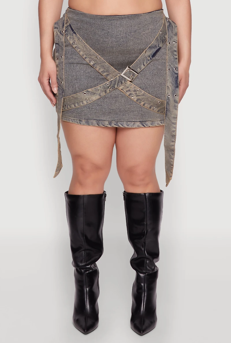 Womens Plus Size Mineral Wash Buckle Strap Mini Skirt, Blue, Size 2X