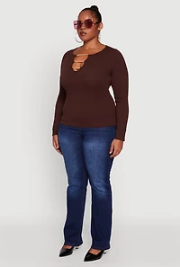 Womens Plus Size Rib Knit Metallic Chain Keyhole Neckline Top, Brown, Size 2X-3X