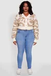 Plus Tufted Knit Button Front Cropped Cardigan