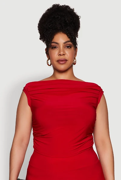 Womens Plus Size Chic Sleeveless Boat Neck Top with Ruching and Cropped Hem, Red, Size 1X
