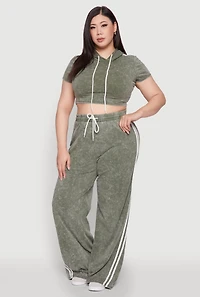 Womens Plus Daisy Mineral Wash Cropped Hooded T Shirt with Varsity Stripe, Green,