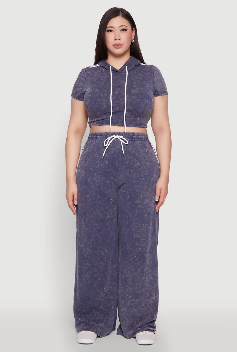 Womens Plus Size Daisy Mineral Wash Cropped Hooded T Shirt with Varsity Stripe, Blue, Size 3X