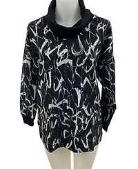 Black rhinestone-quilted woven print Top