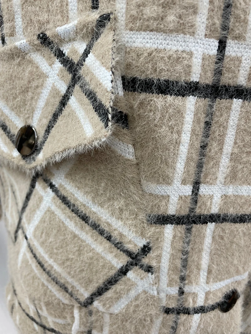 Veste en tricot à carreaux