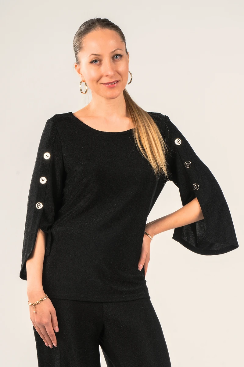 Haut scintillant à manches évasées avec boutons