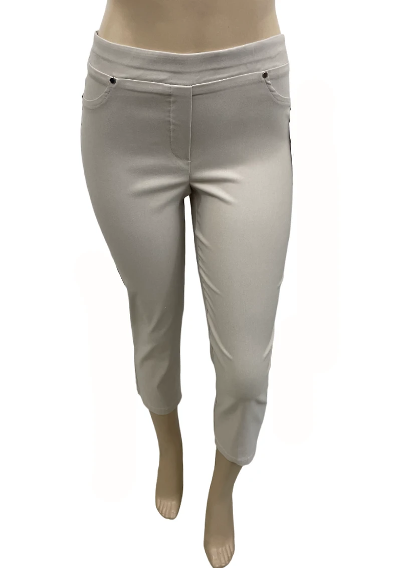 Capri pants with fake studded pockets