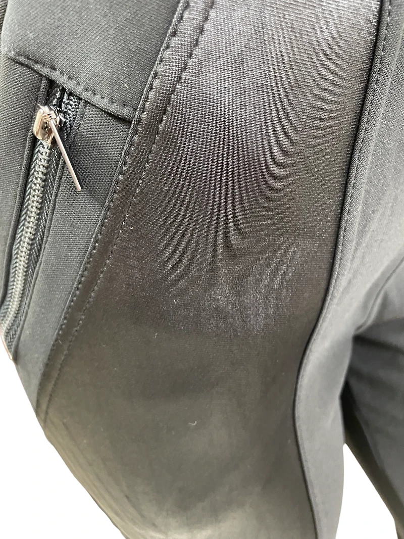 Leggings lined with imitation leather inserts